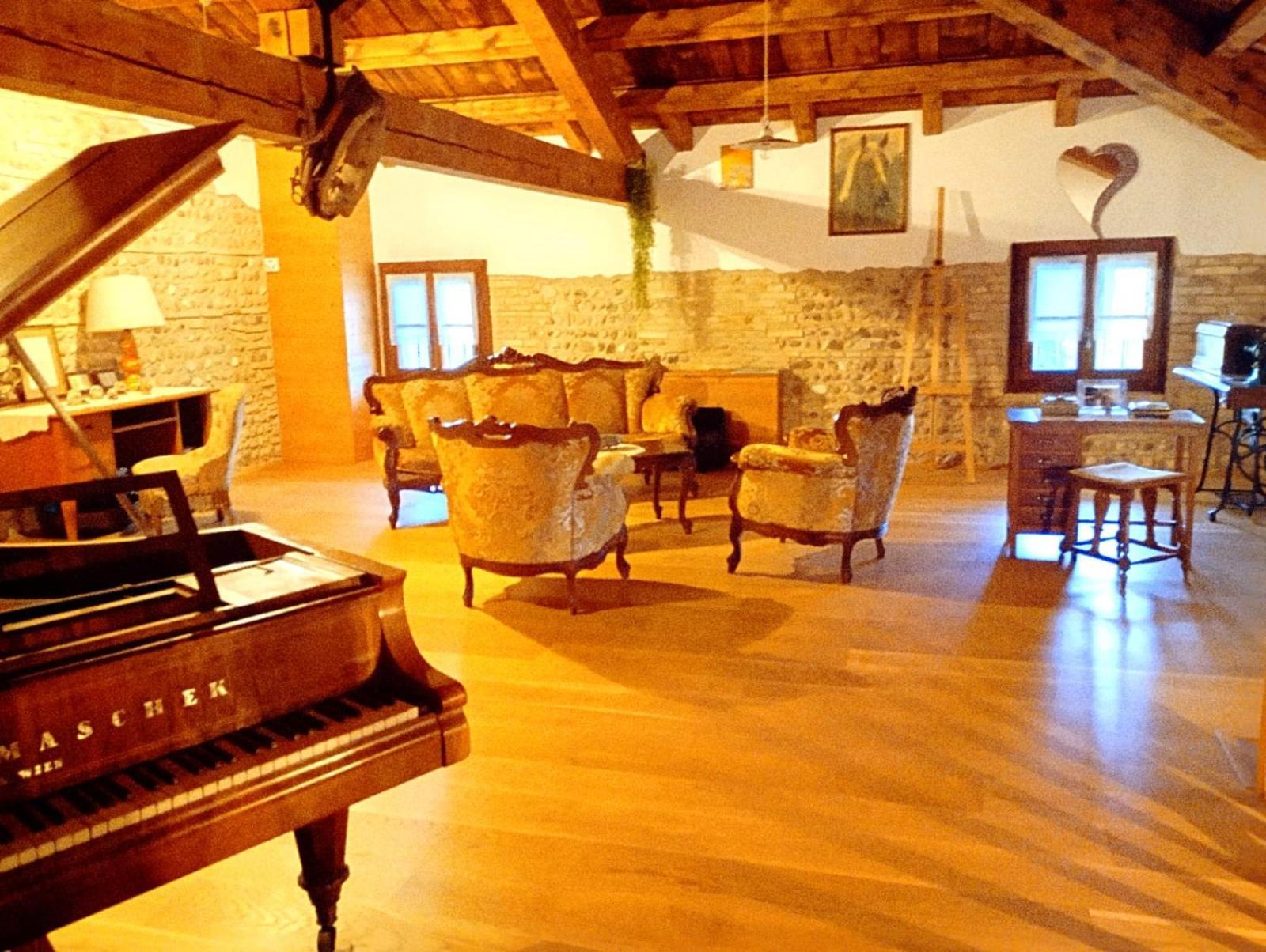 La Regina Del Bosco Villa Rivignano Kültér fotó